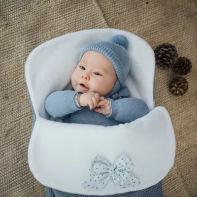 Consejos para abrigar a un bebé en invierno