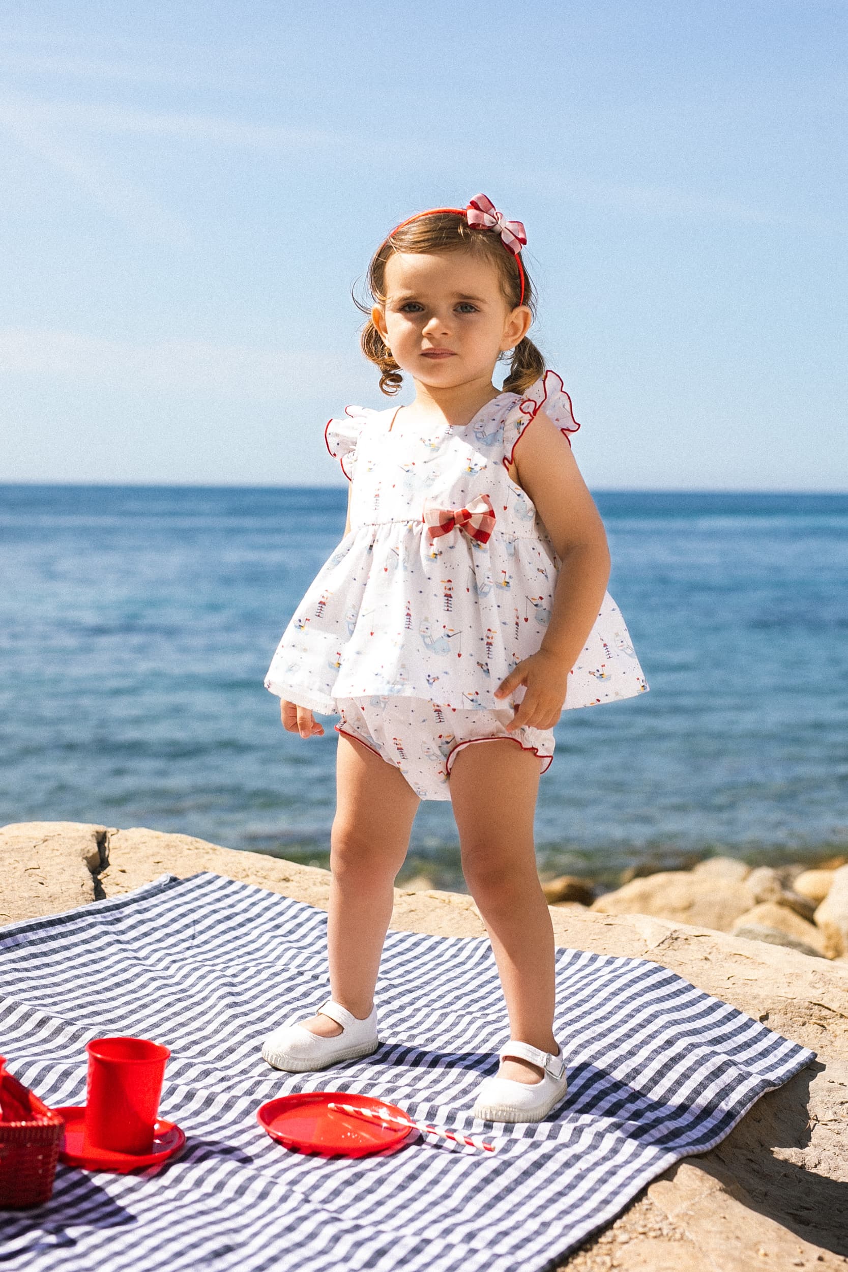 Enjoy a holiday by the Mediterranean Sea with the "Aquamarine" Collection