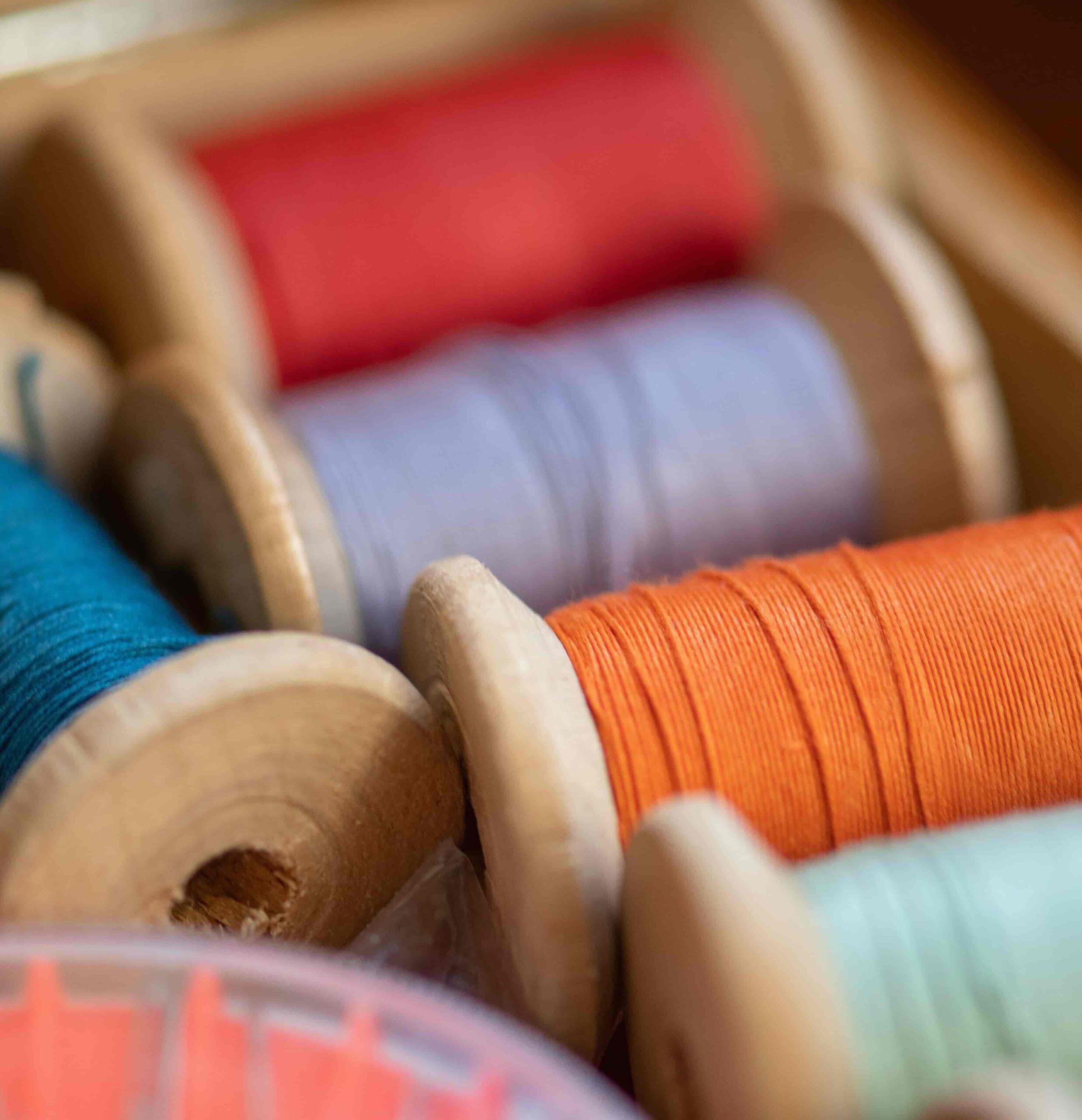 Colour in childhood; meanings and properties.