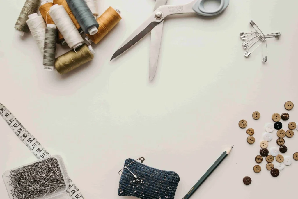 10 Formas creativas y sostenibles de reciclar la ropa de los bebés